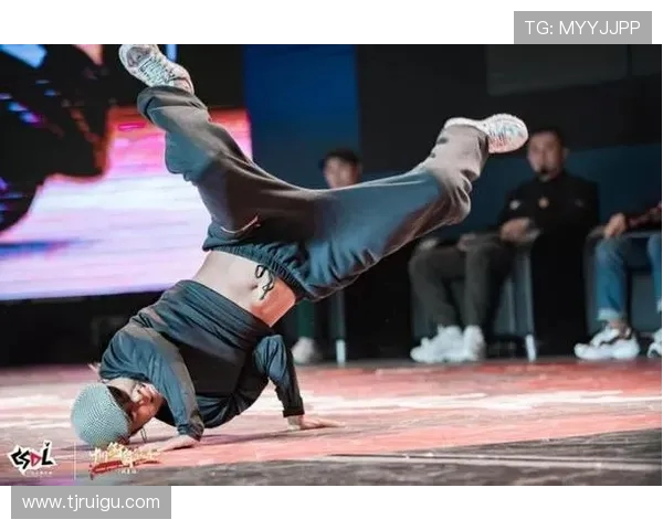 深圳极限运动队崛起之路：世界街舞大赛的荣耀与挑战